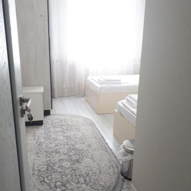 Hostel Sebzor Tashkent Ngoại thất bức ảnh