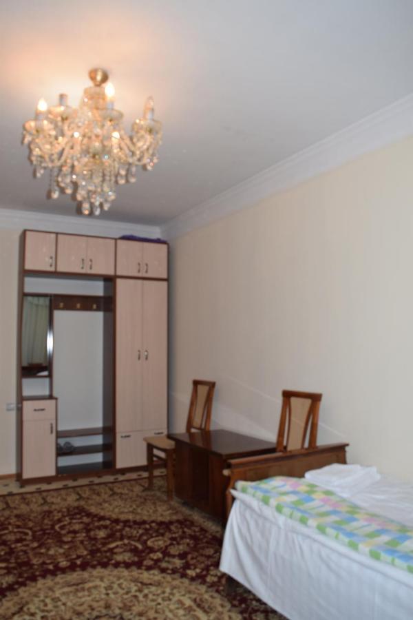Hostel Sebzor Tashkent Ngoại thất bức ảnh